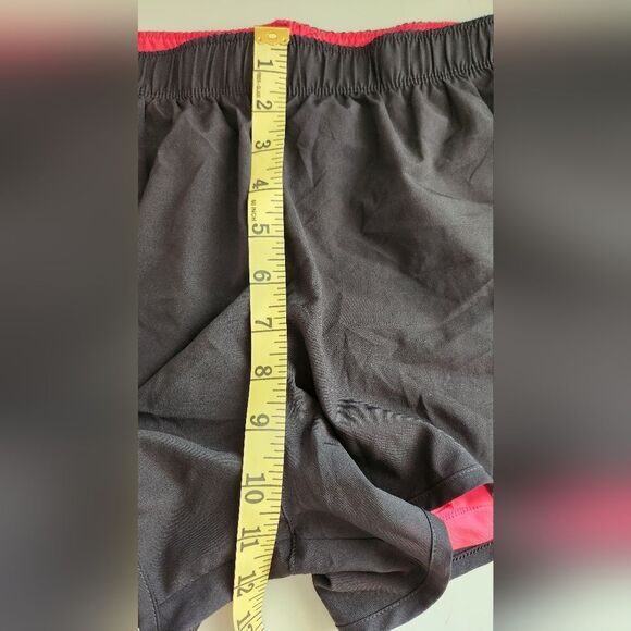 New Balance Active Shorts Womens Small - Picture 5 of 5